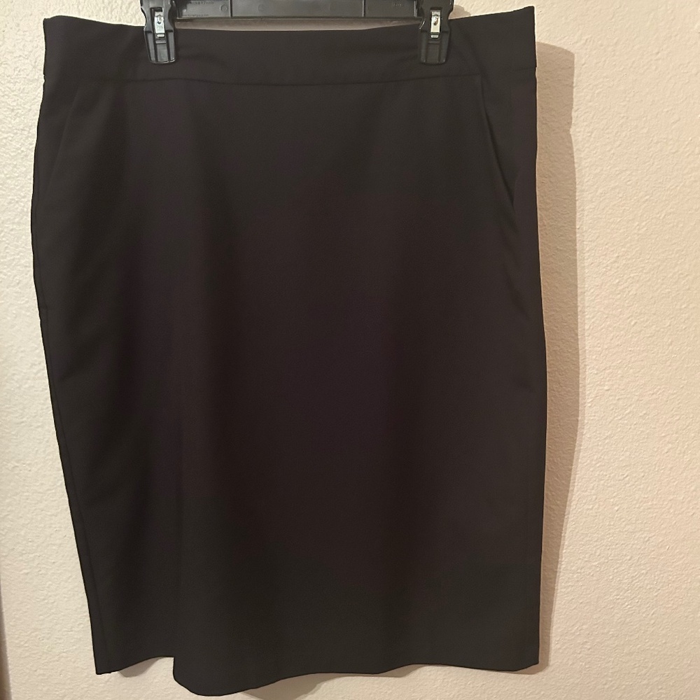 Black pencil skirt  Size 16 Liz Claiborne